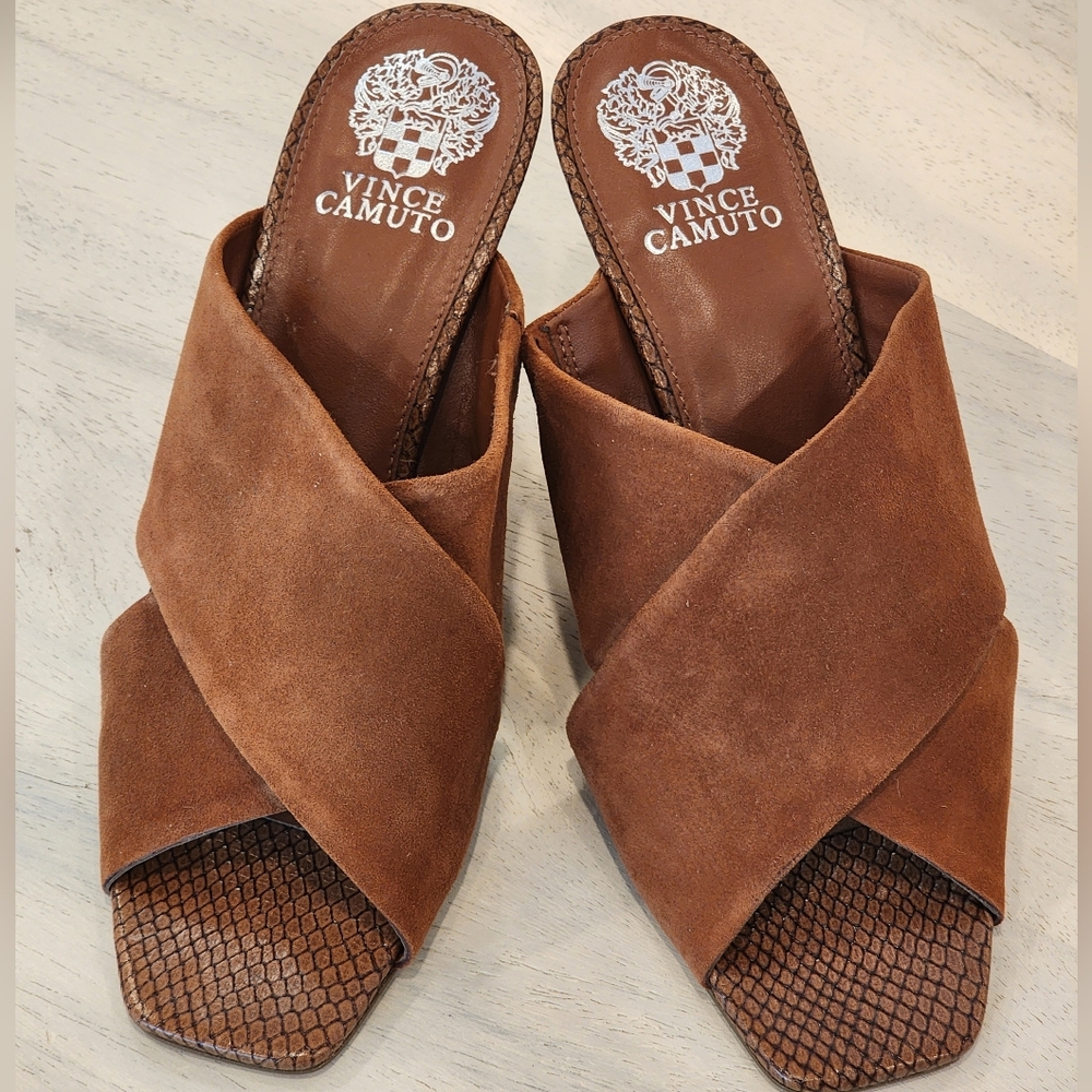 Vince Camuto Women's Rehnya Warm Caramel Suede Cris Cross Heel Sandal Size 9 - Picture 3 of 8